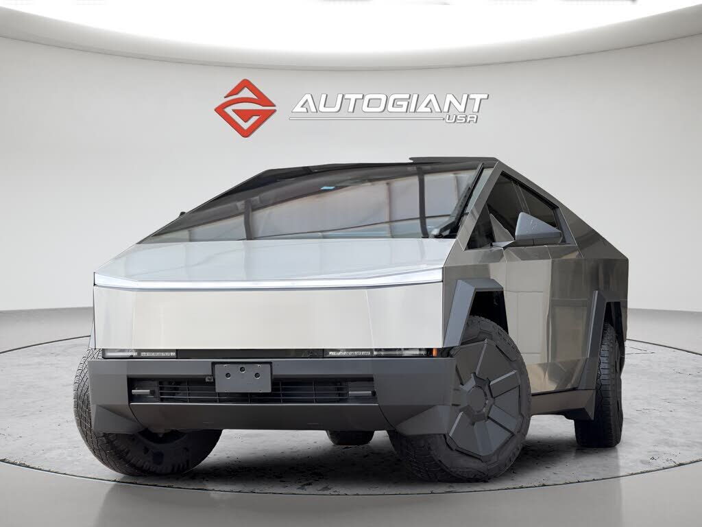 2024 TESLA Cybertruck