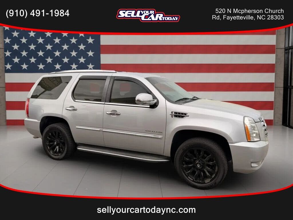 2013 CADILLAC Escalade