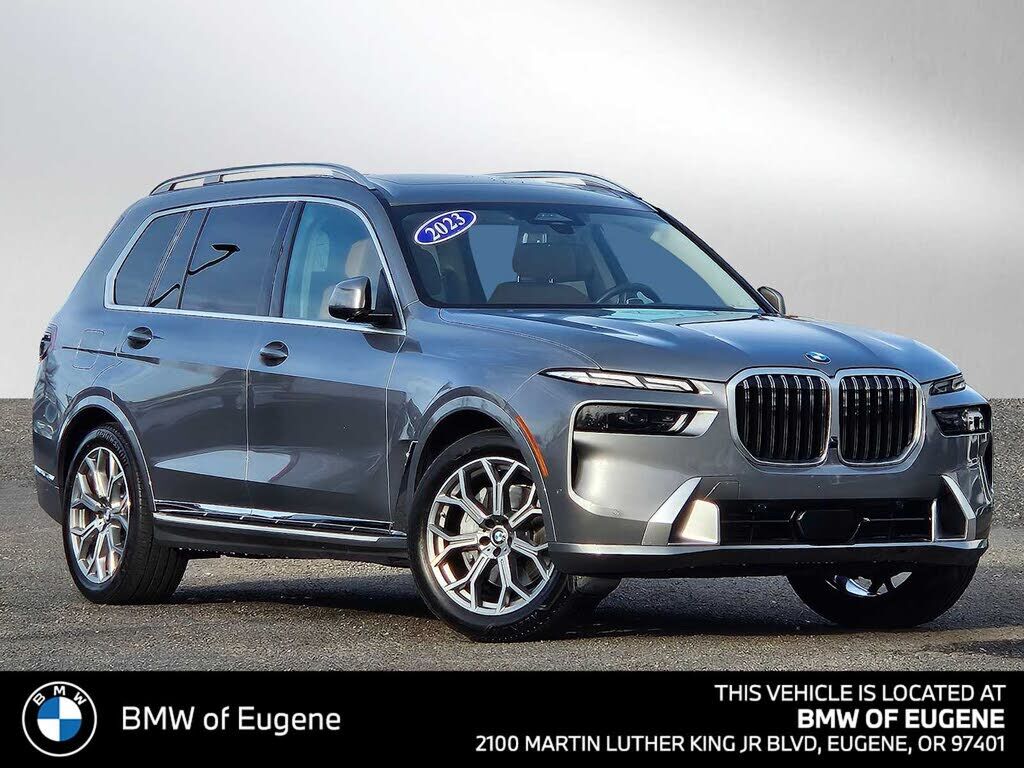 2023 BMW X7