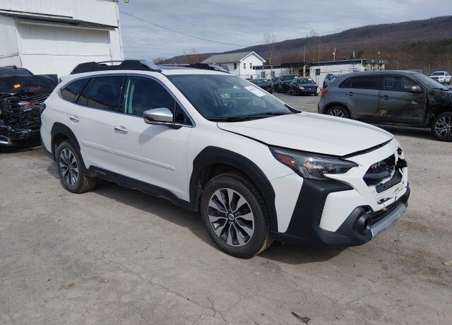 2025 SUBARU Outback