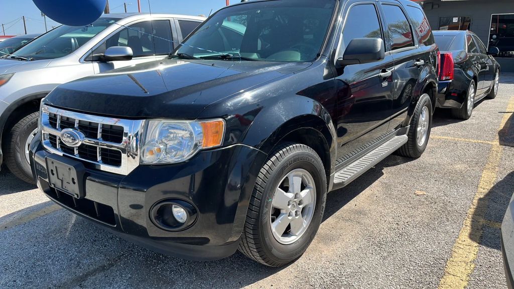 2010 FORD Escape