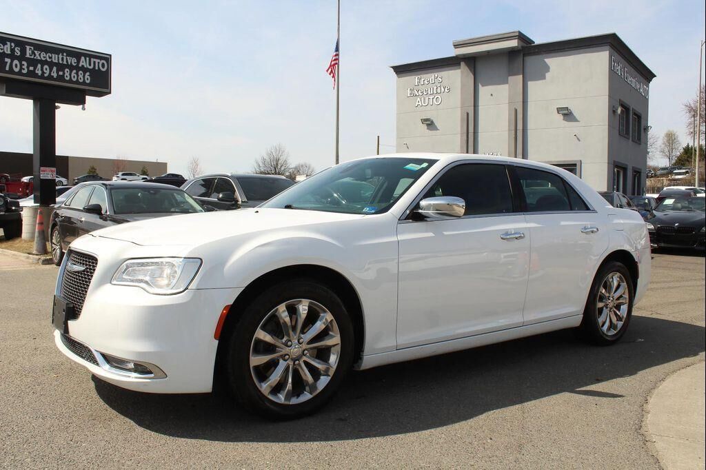 2018 CHRYSLER 300