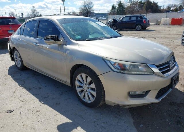 2013 HONDA Accord