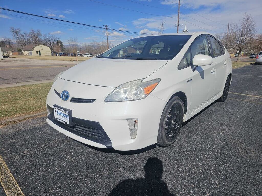 2015 TOYOTA PRIUS