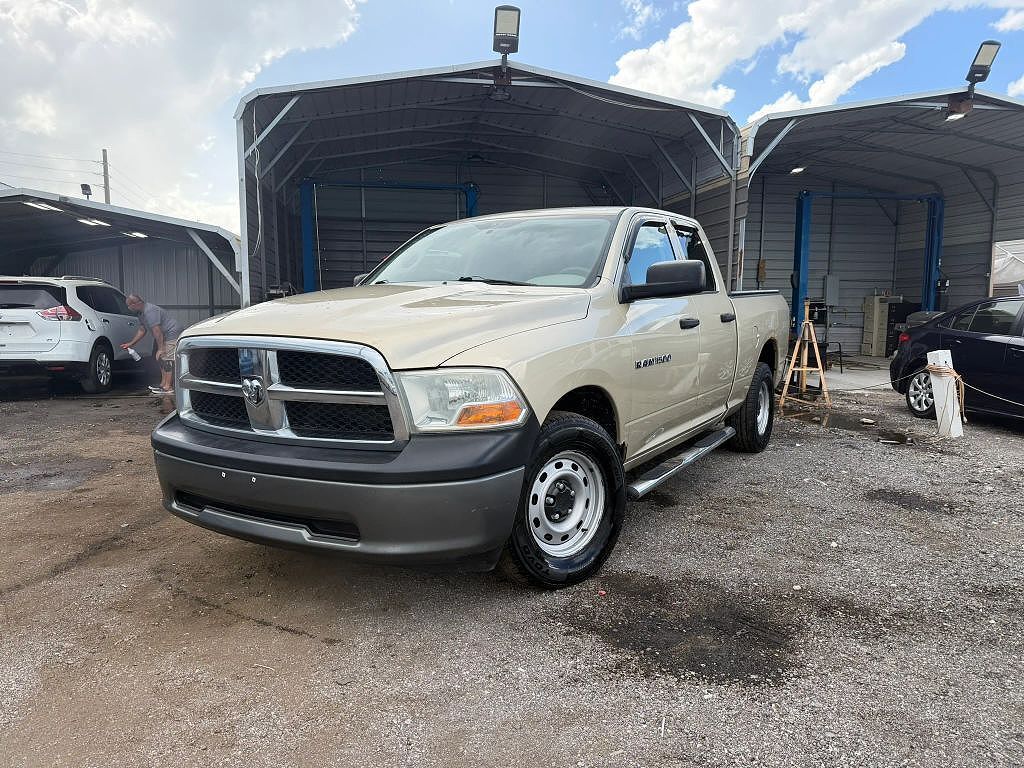 2011 DODGE Ram
