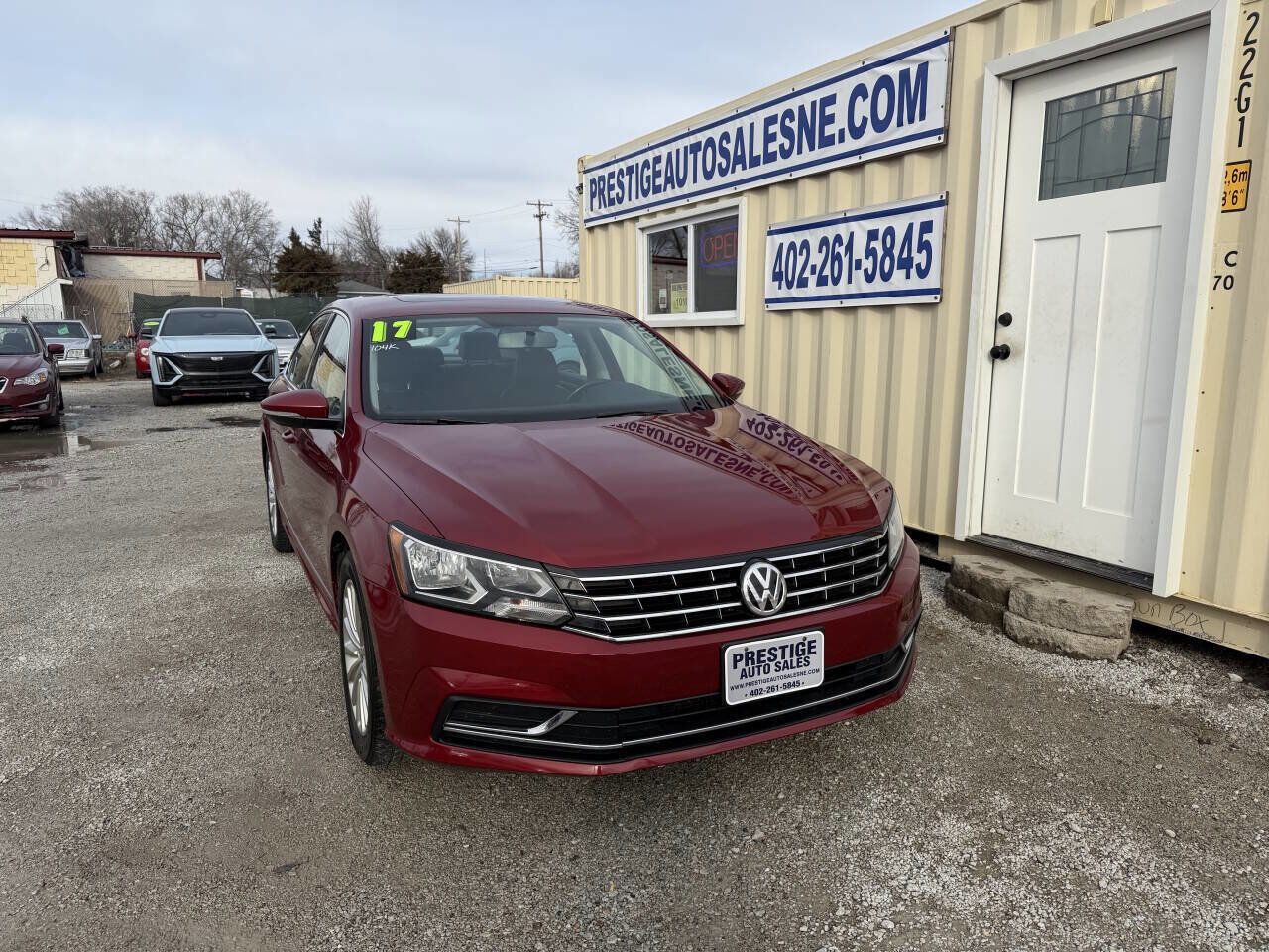 2017 VOLKSWAGEN Passat