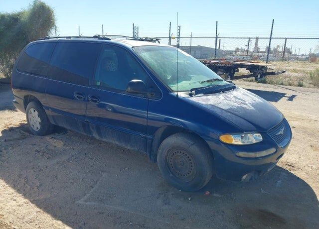 2000 CHRYSLER Town and Country