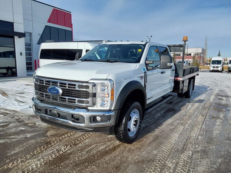 2023 FORD F-550