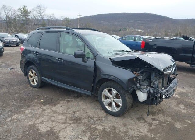 2016 SUBARU Forester