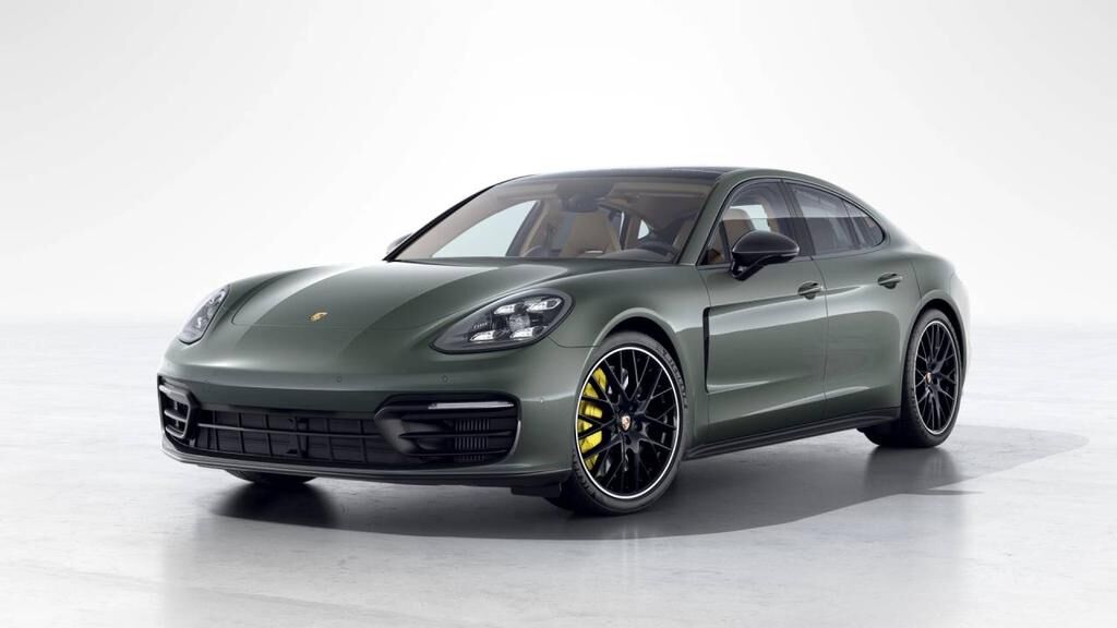 2022 PORSCHE Panamera
