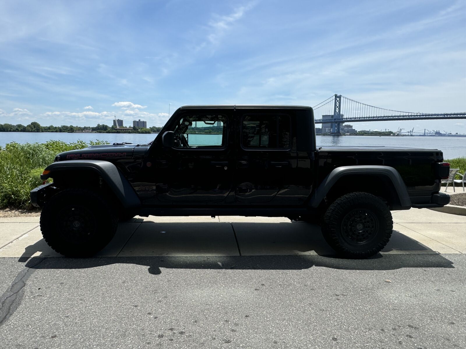 2021 JEEP Gladiator