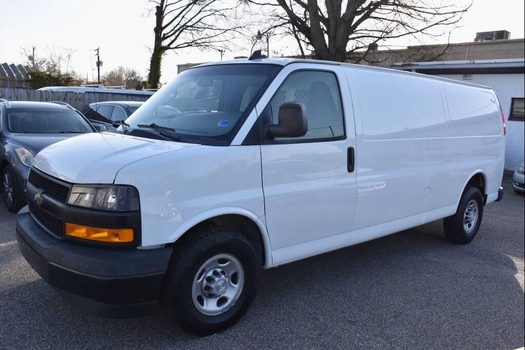 2018 CHEVROLET Express