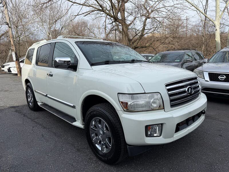 Infiniti QX56