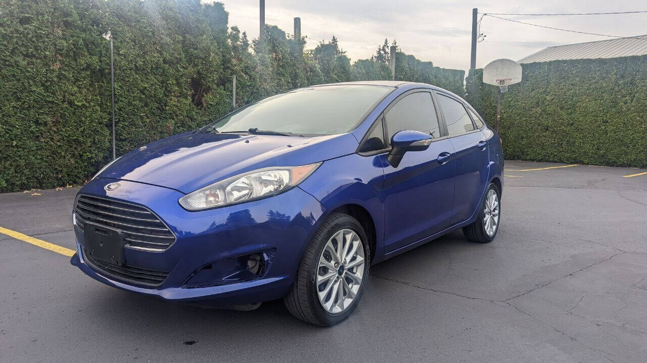 2014 FORD Fiesta