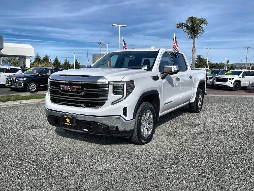 2024 GMC Sierra