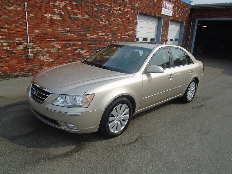 2010 HYUNDAI Sonata