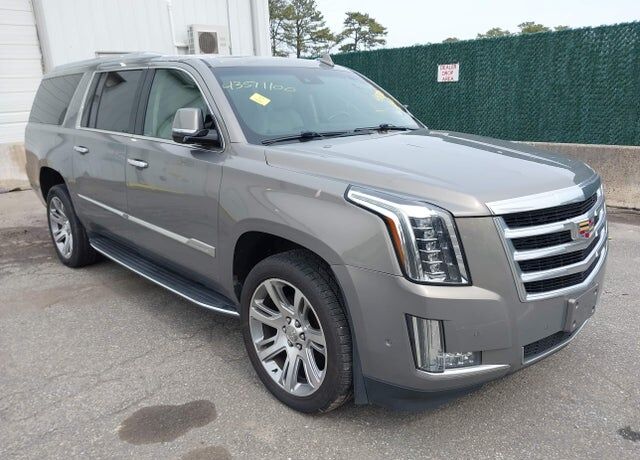 2019 CADILLAC Escalade ESV