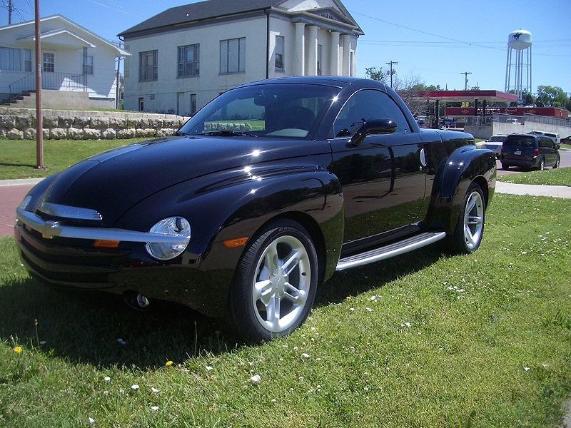 2004 CHEVROLET SSR