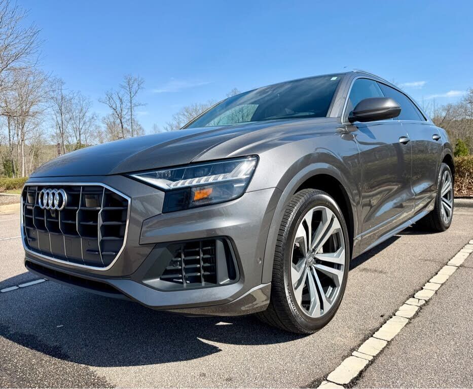 2019 AUDI Q8