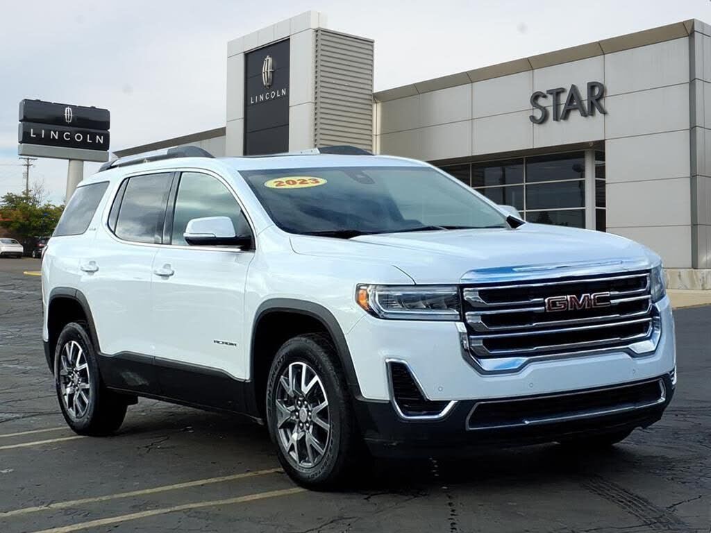 2023 GMC Acadia