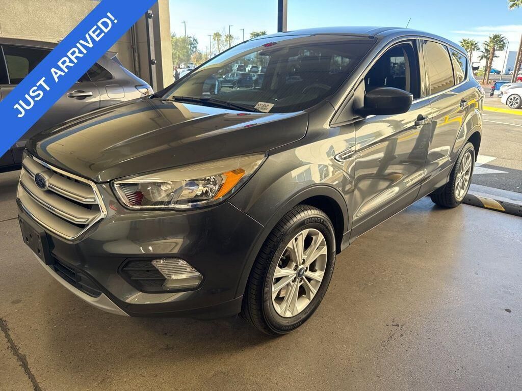 2019 FORD Escape