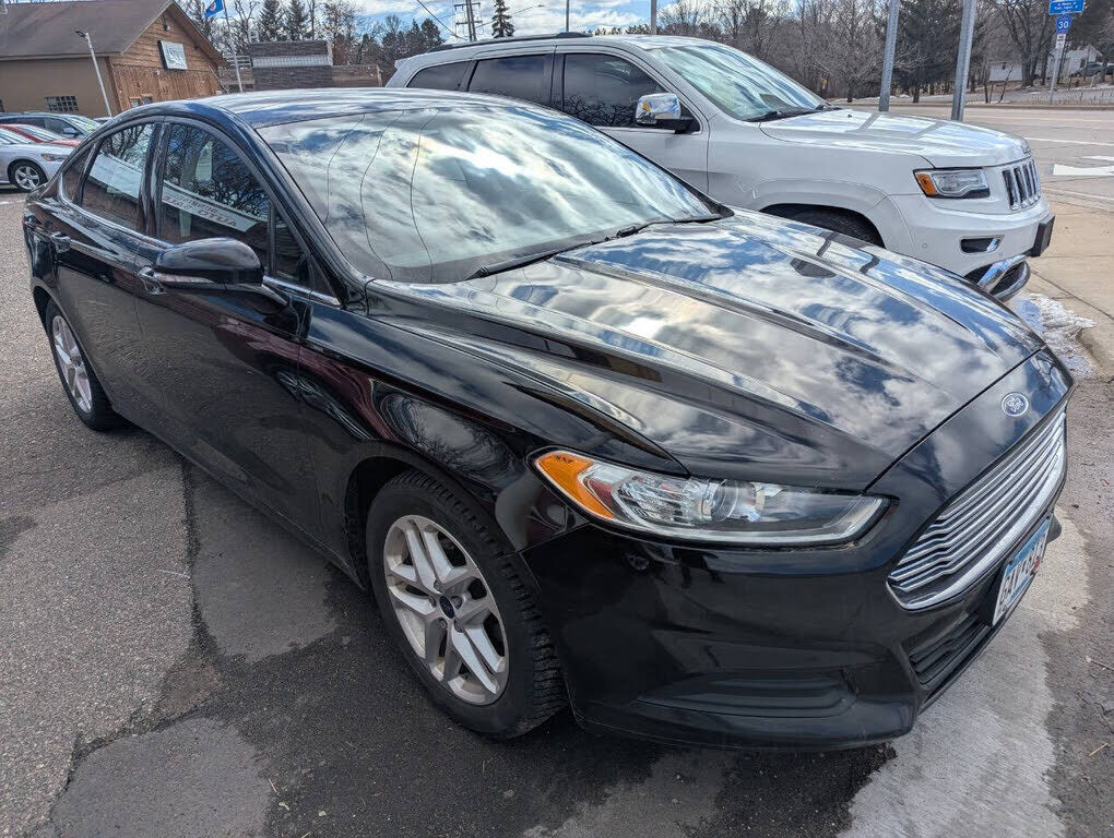 2016 FORD Fusion