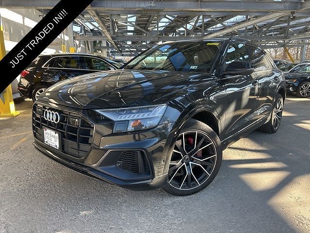 2023 AUDI Q8