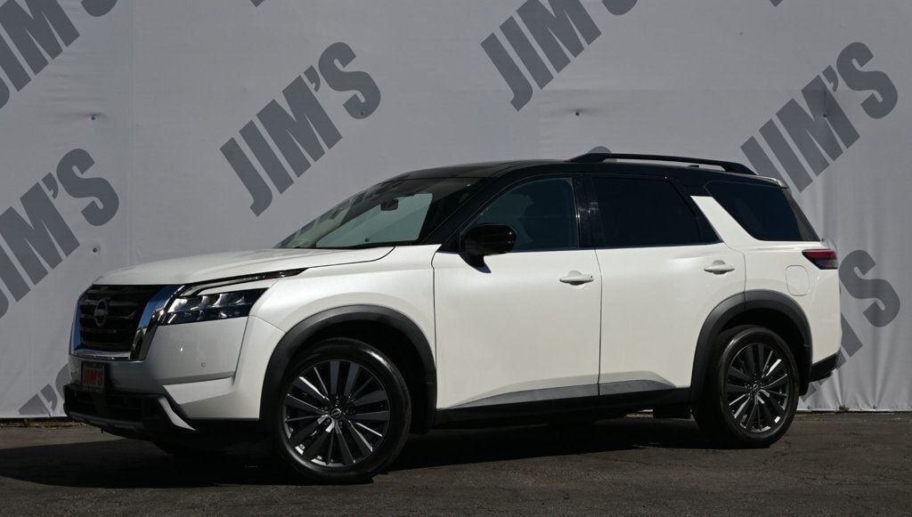 2024 NISSAN Pathfinder
