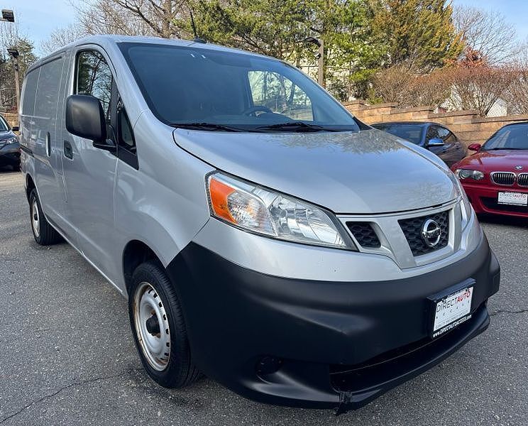 2013 NISSAN NV200