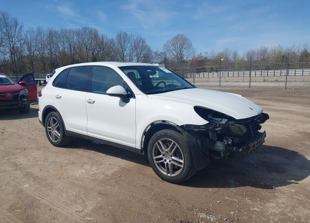 2018 PORSCHE Cayenne
