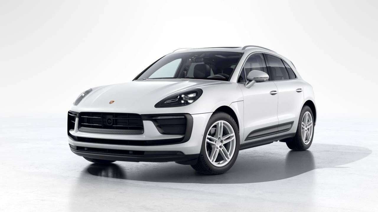 2026 PORSCHE Macan