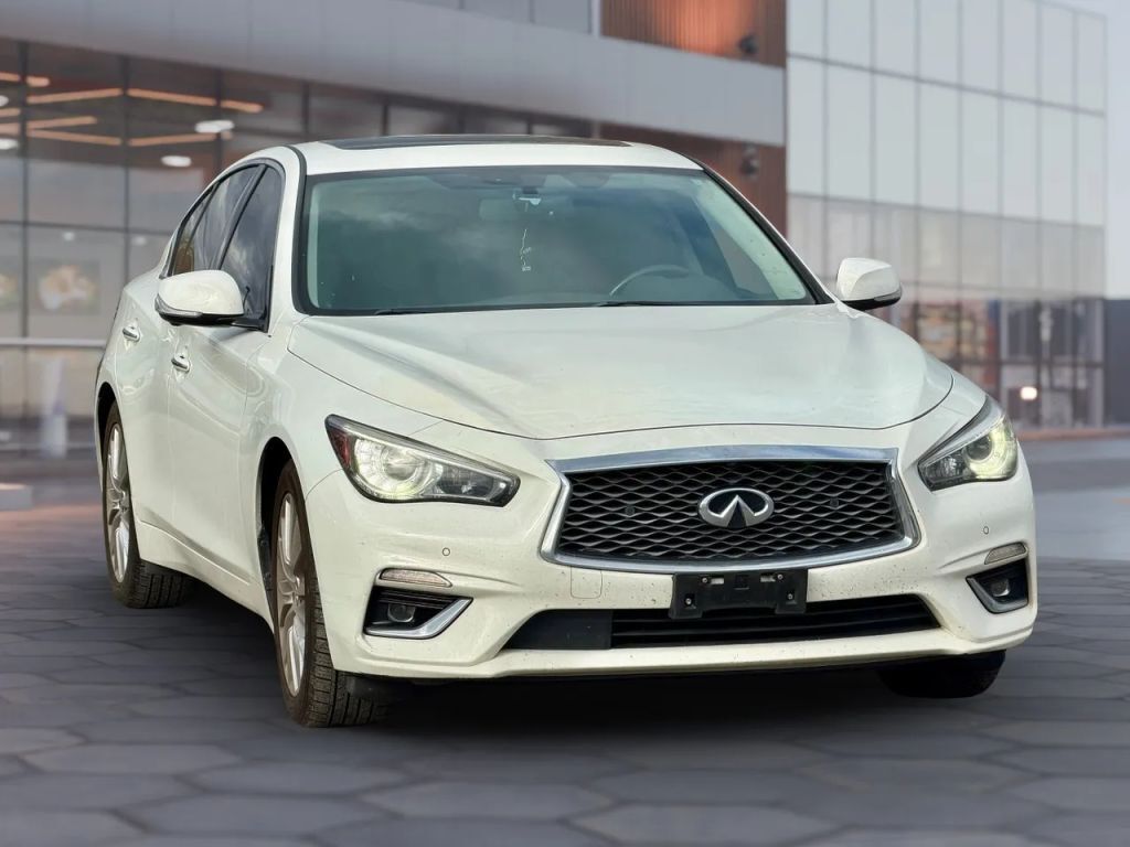 2021 INFINITI Q50