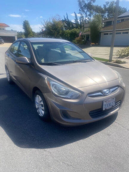 2014 HYUNDAI Accent