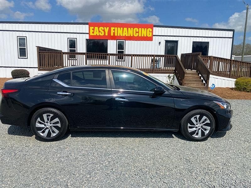 2019 NISSAN Altima