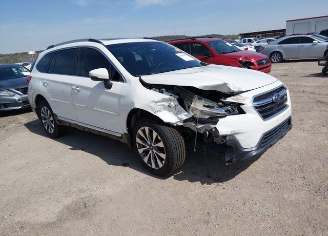 2018 SUBARU Outback