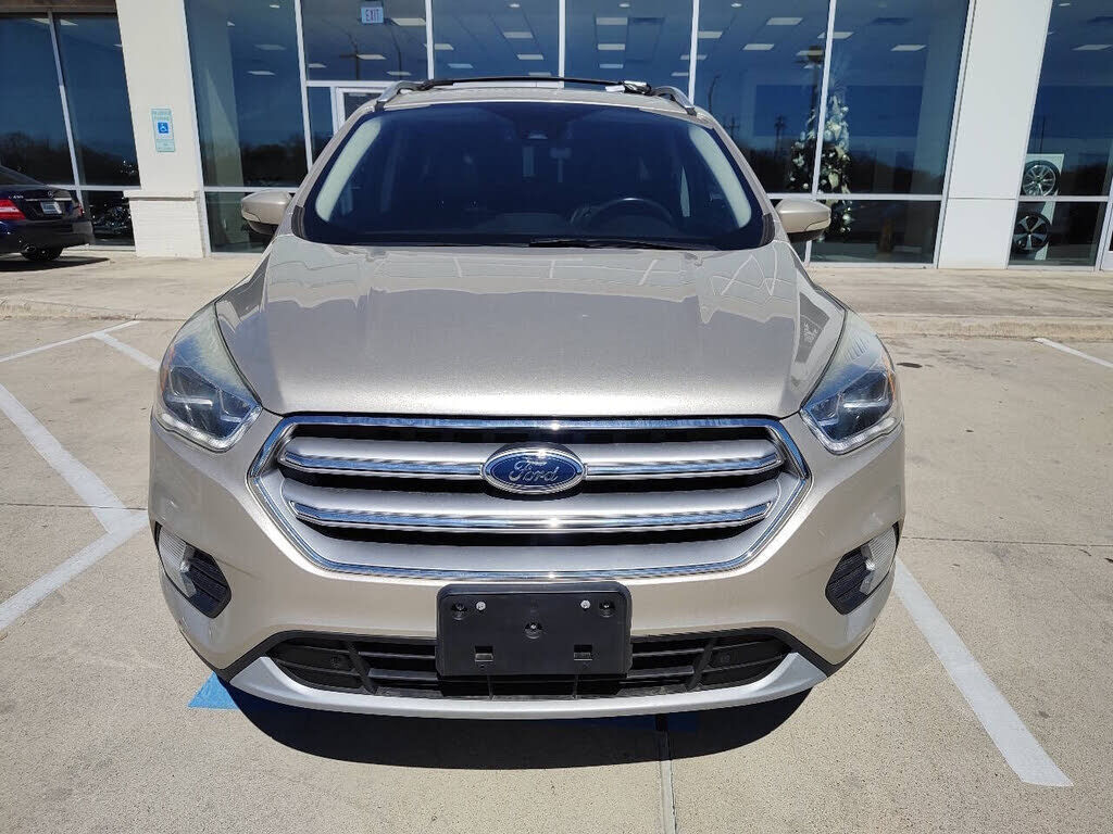 2017 FORD Escape
