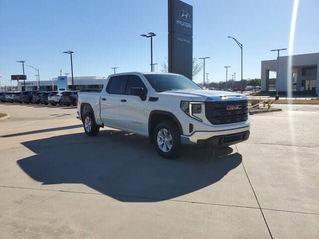 2023 GMC Sierra