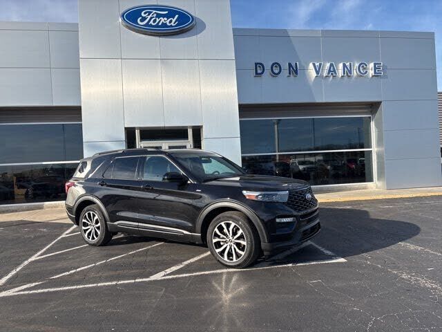 2023 FORD Explorer