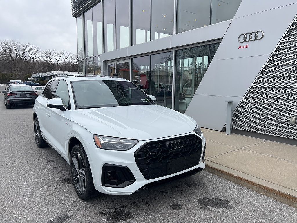 2024 AUDI Q5 e