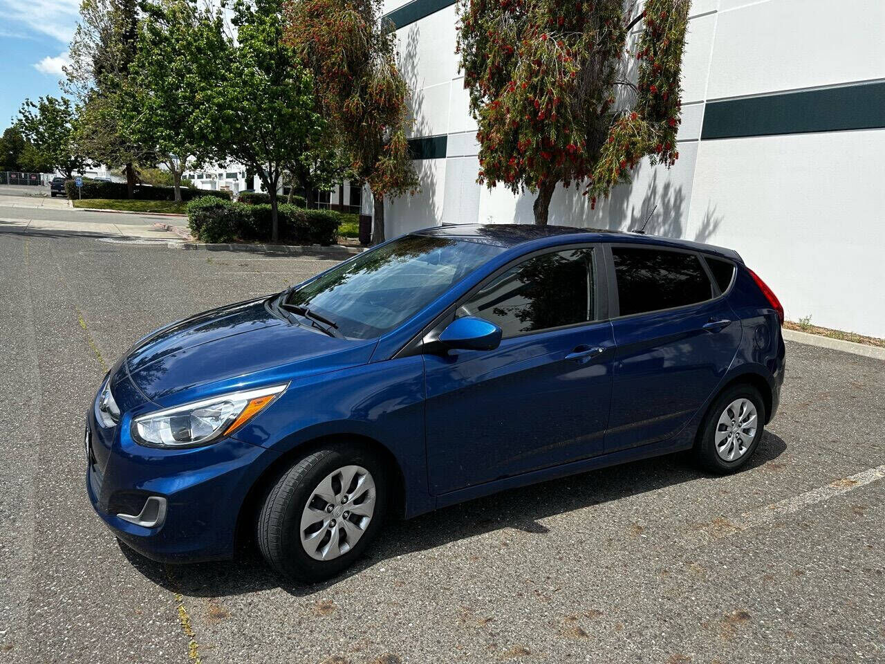 2017 HYUNDAI Accent