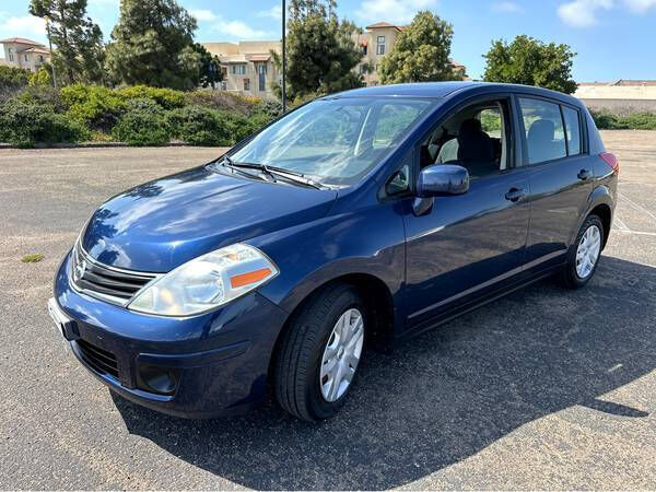 2012 NISSAN Versa