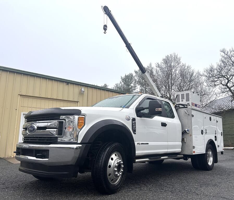 2017 FORD F-450