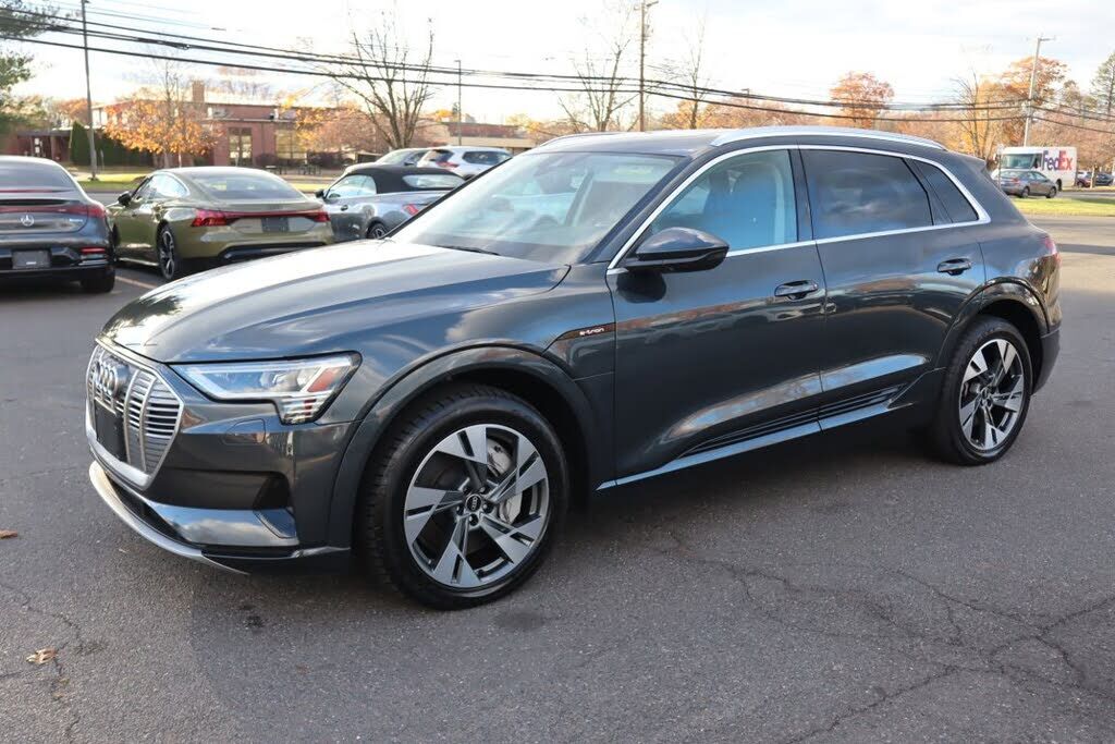 2021 Audi e-tron