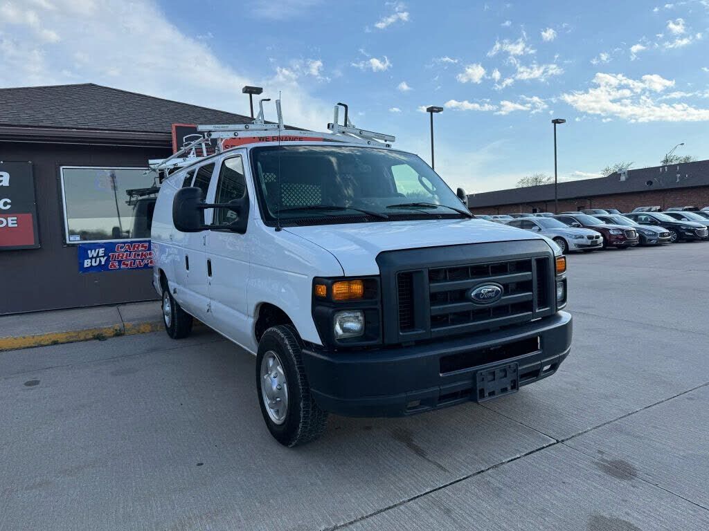 2013 FORD E-150