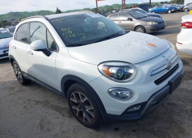 2017 FIAT 500X