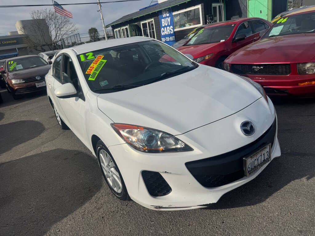 2012 MAZDA Mazda3