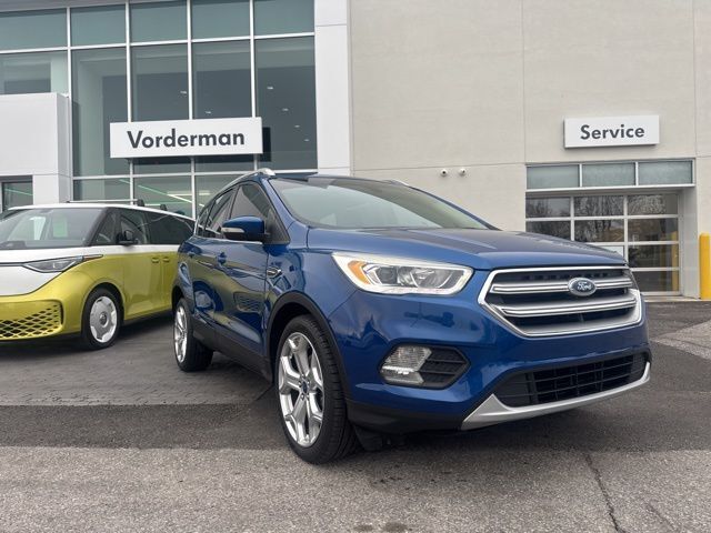 2017 FORD Escape