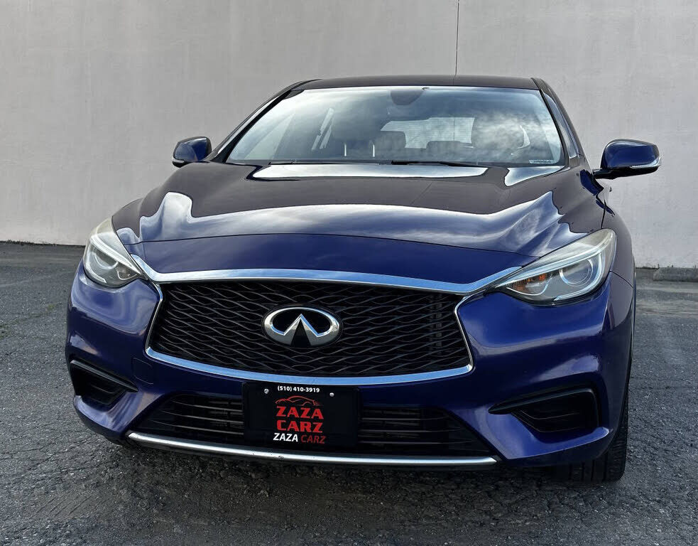 2017 INFINITI QX30