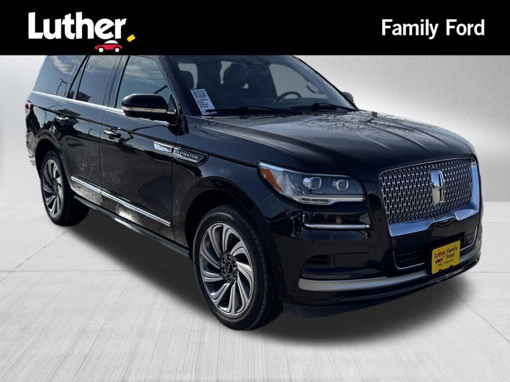 2024 LINCOLN Navigator