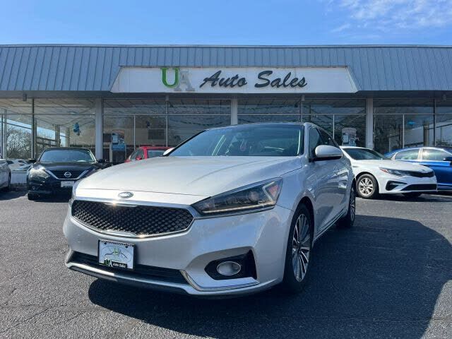 2018 KIA Cadenza